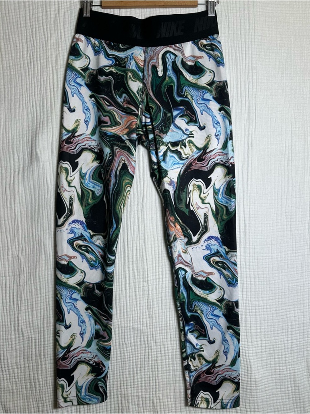 Nike Women's Sportswear Artsy Swirl Leggings-M-Compression-Wide Band-Multicolor